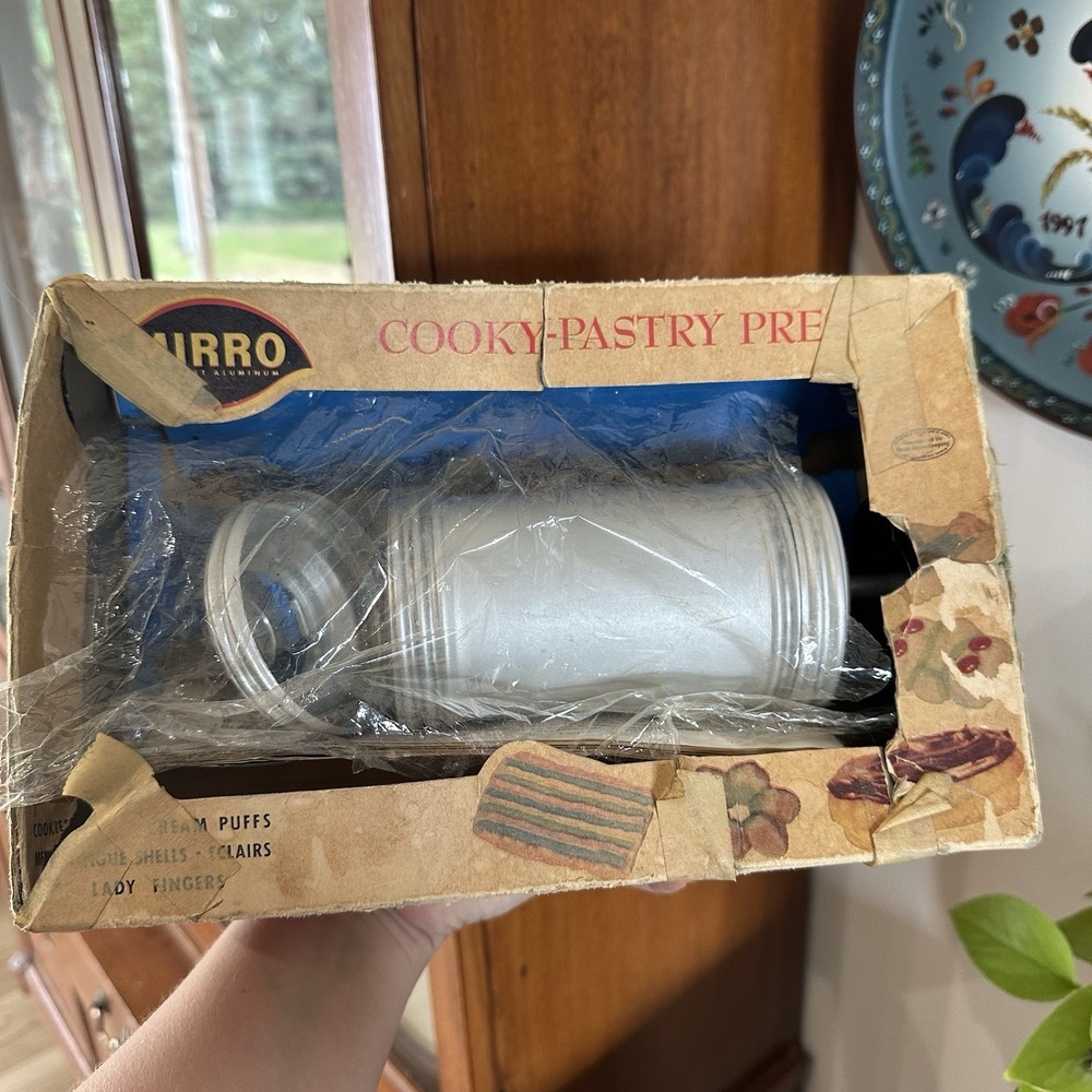 MIRRO‎ VINTAGE Aluminum Cooky Cookie Pastry Press 358-AM Plates Discs Tips Box